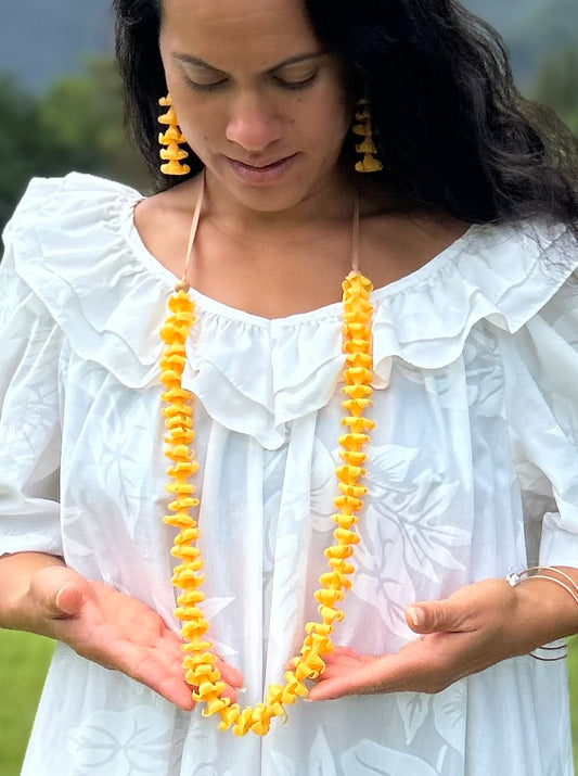 Traditional Puakenikeni Lei Adjustable Ribbon
