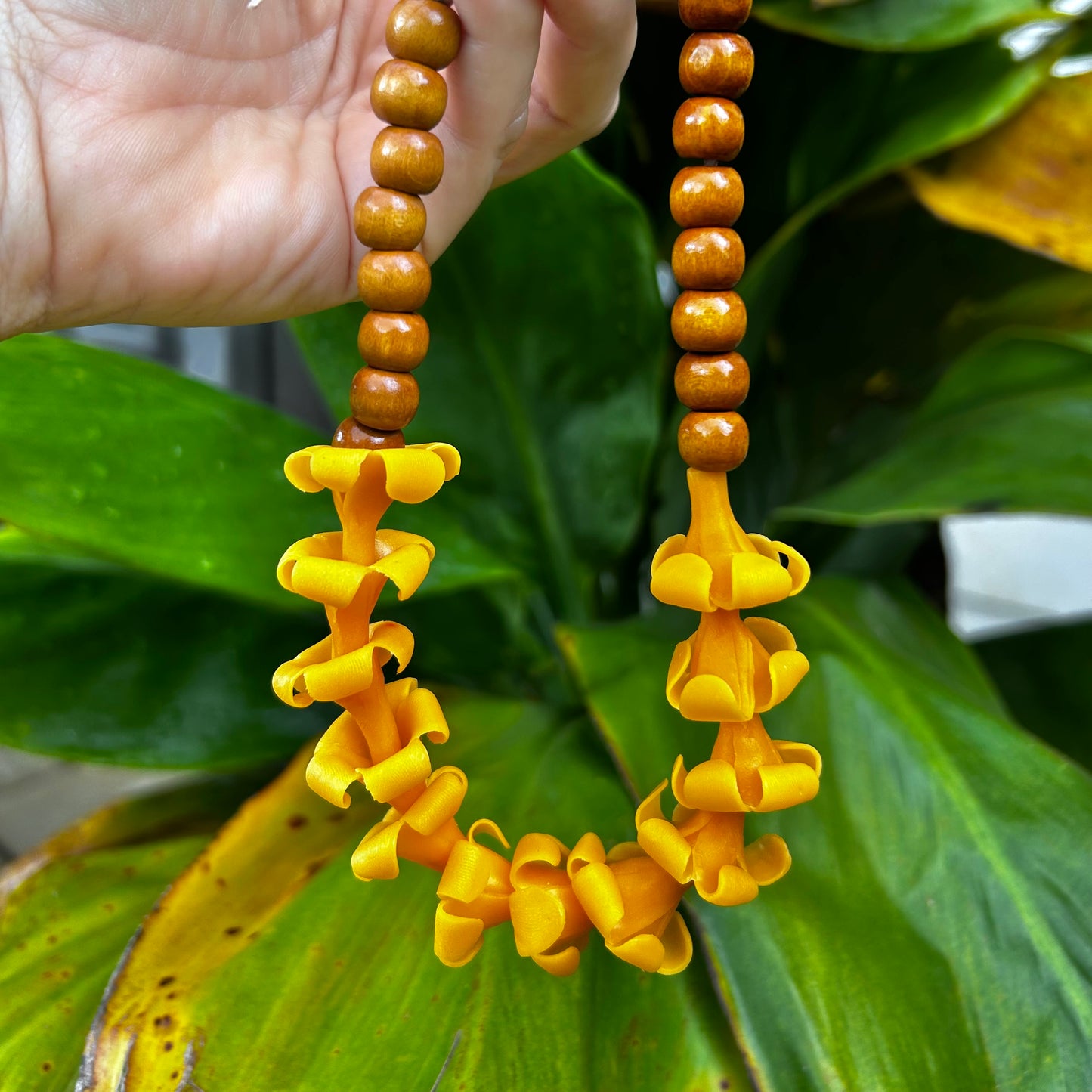 Car Lei | Puakenikeni Clay Flower