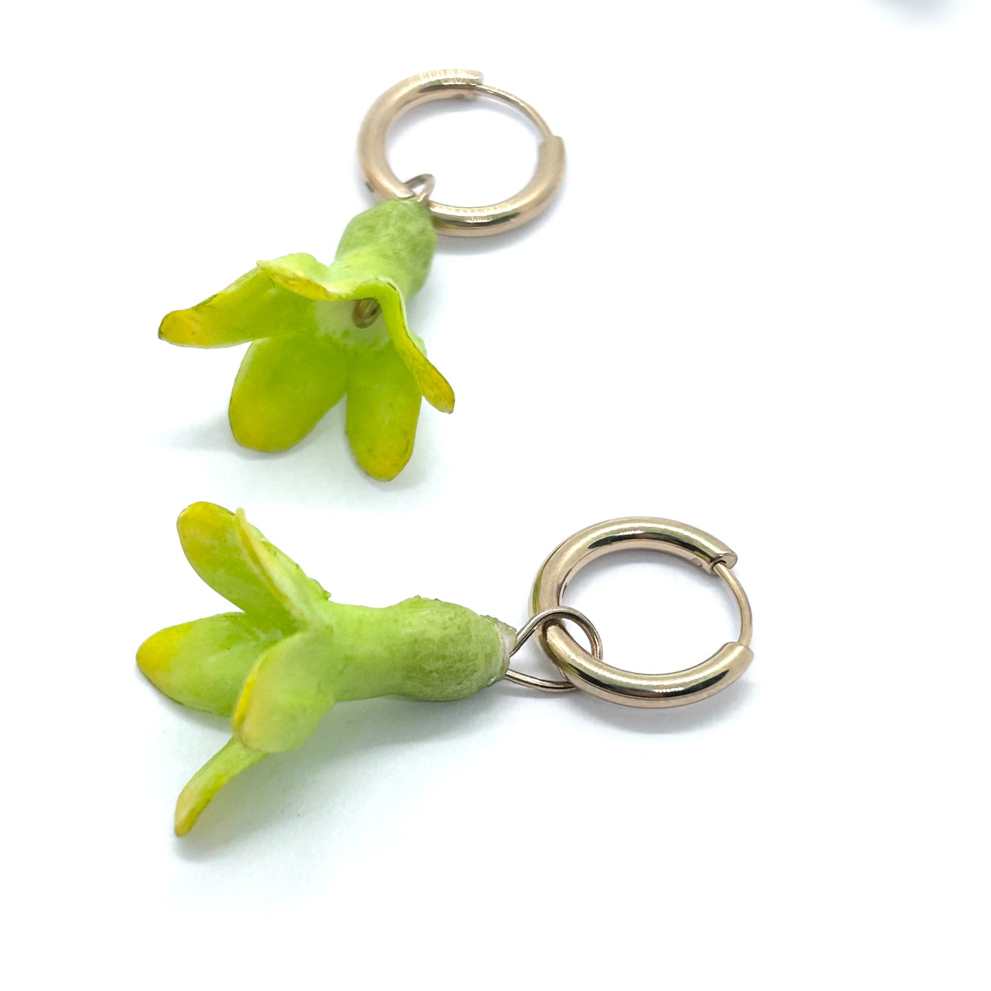Changeable Charm Gold Huggie Clay Flower Earring